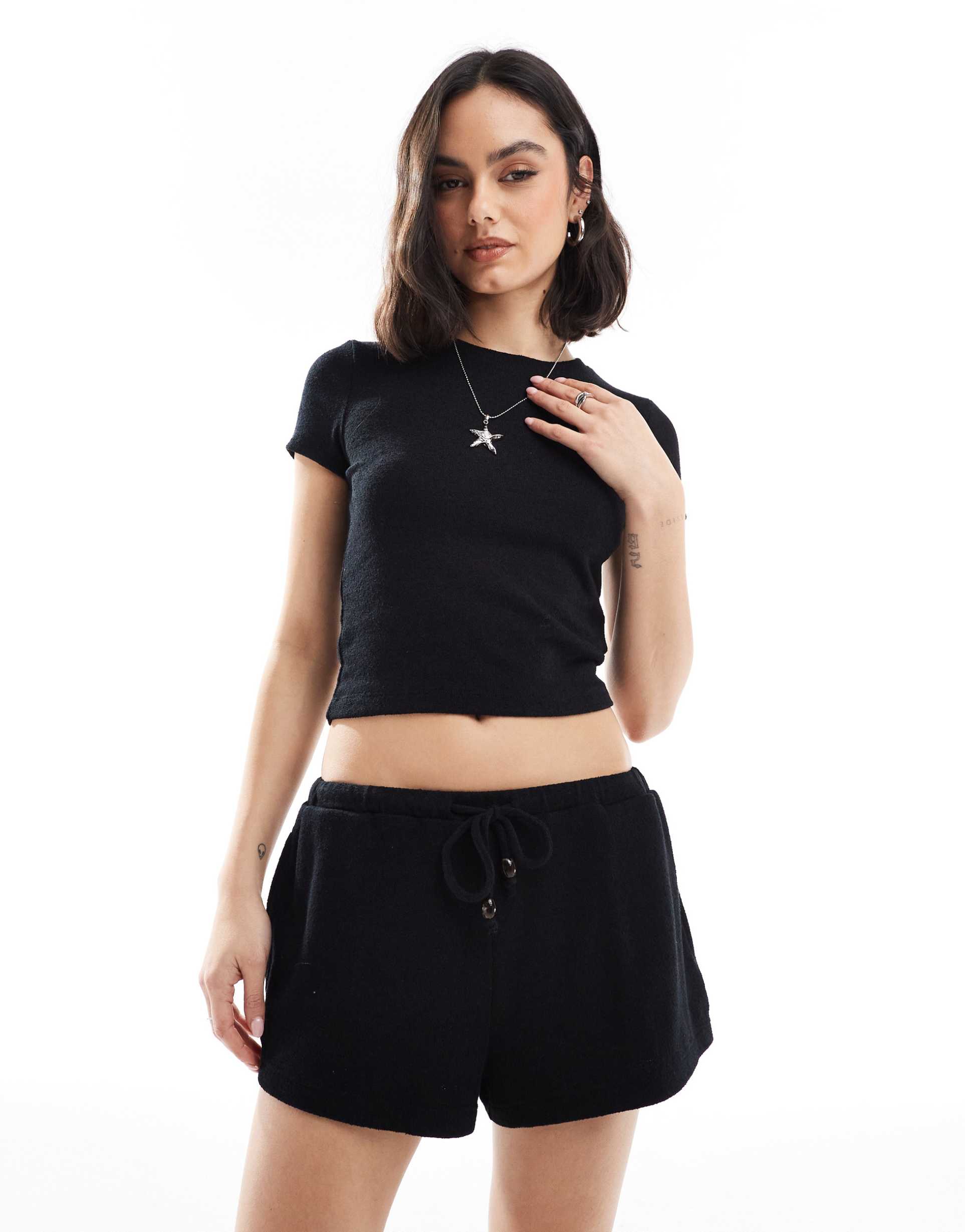 cotton on lightweight beach shorts in black