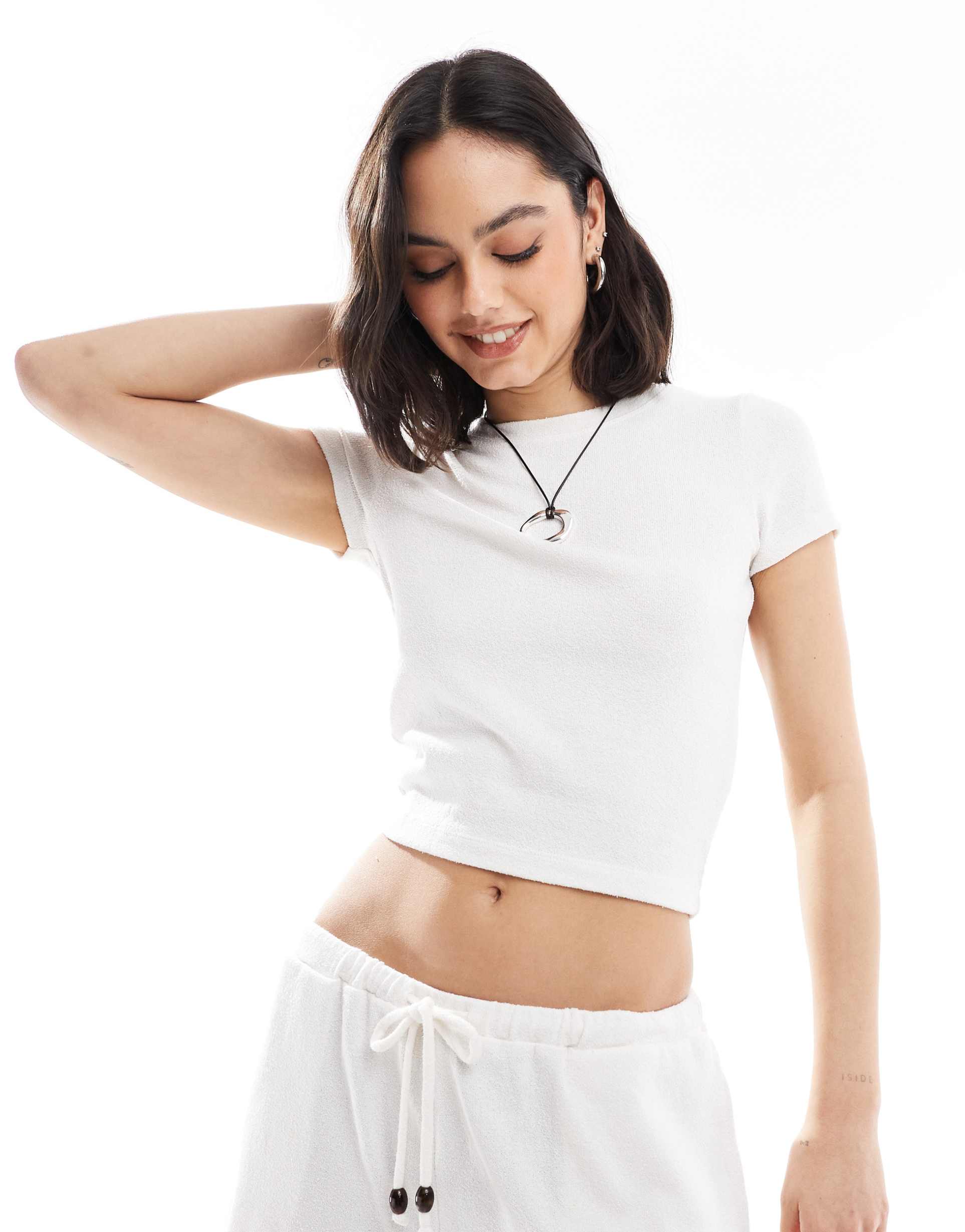 cotton on lighweight cropped t-shirt in white