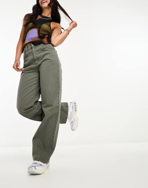 Cotton On – Locker geschnittene Jeans in Rauchgrün mit geradem Bein , 4 von 5