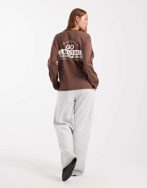 Cotton On long sleeve classic crew sweat in taupe, 3 of 4