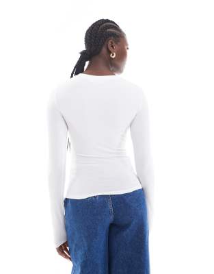 Shop Cotton:on Cotton On Long Sleeve Crew Top In White
