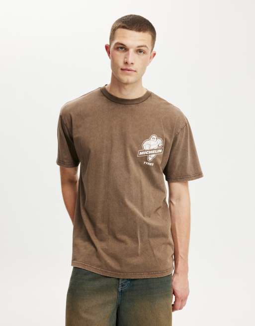 Cotton On Loose fit michelin t-shirt in brown - BROWN