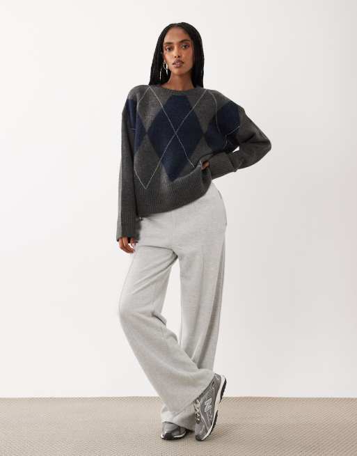Cotton On luxe crew neck jumper in charcoal argyle , 3 of 4