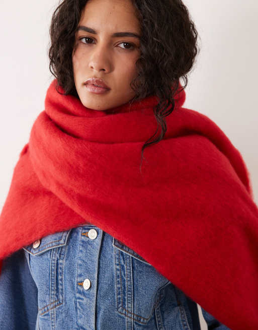 Cotton On luxe tassel scarf in red, 3 of 3