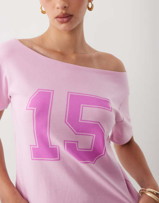 Cotton On - Lyserød sporty offshoulder-T-shirt med grafik, 3 af 4