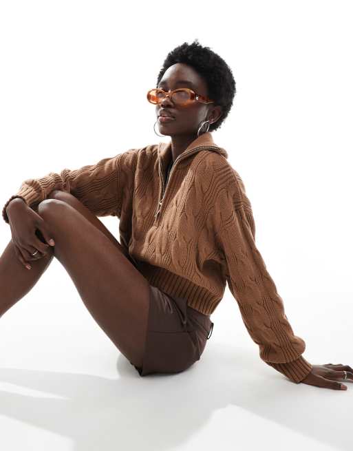 Cotton On - Maglione in cotone a trecce color noce con zip corta