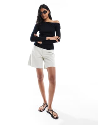 Cotton:on Cotton On Marlow Asymmetrical Long Sleeve Top In Black