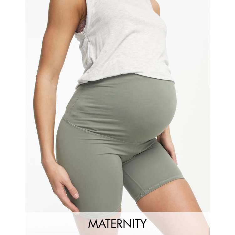 Cotton On Maternity activewear short leggings in grey