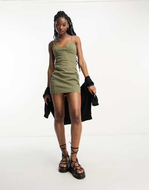 bershka green floral dress Green Lace Fit & Flare Tea-Length Party Dress main image 0