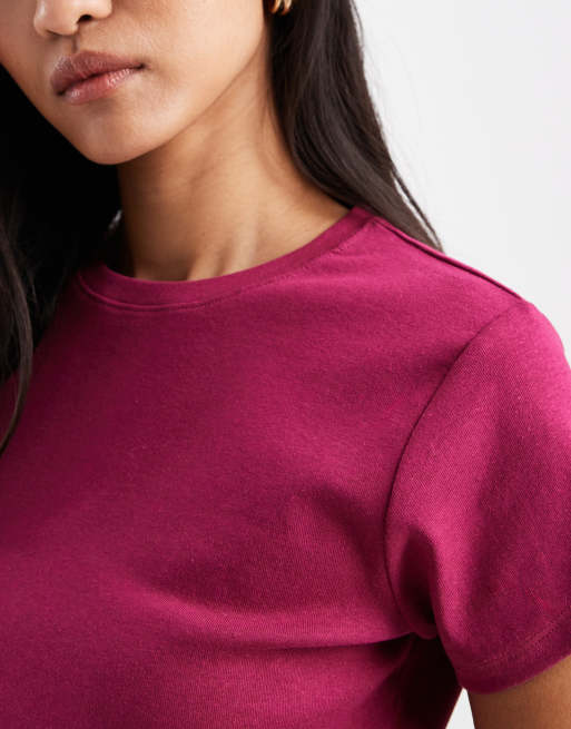Cotton On - Mørkpink baby-T-shirt i 90'er-stil, 4 af 4