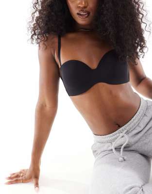 Cotton On - Nahtloser, trägerloser BH in Schwarz