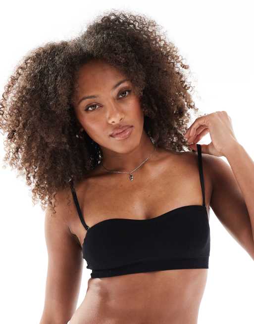 Cotton On – Nahtloser, wattierter, trägerloser BH in Schwarz mit Herzausschnitt, 2 von 4