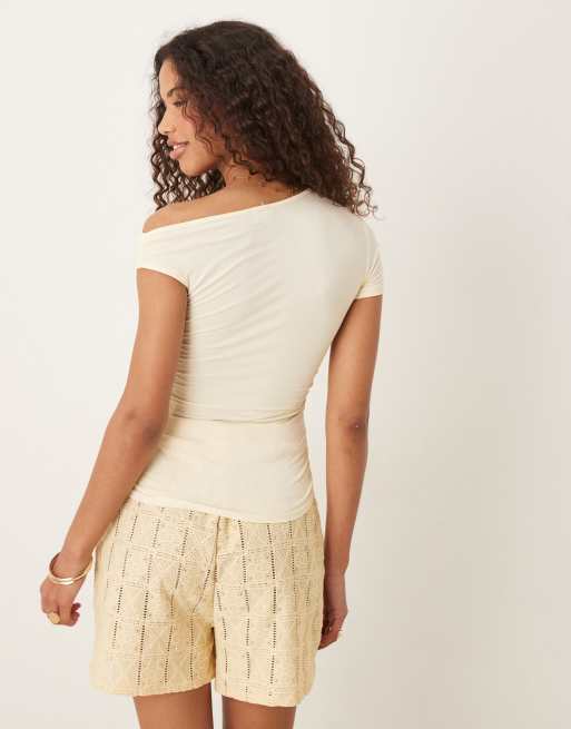 Cotton On Nikki gathered short sleeve top in yellow, 4 of 4