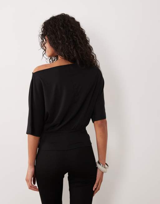 Cotton On nova offshoulder kortærmet i sort, 3 af 4