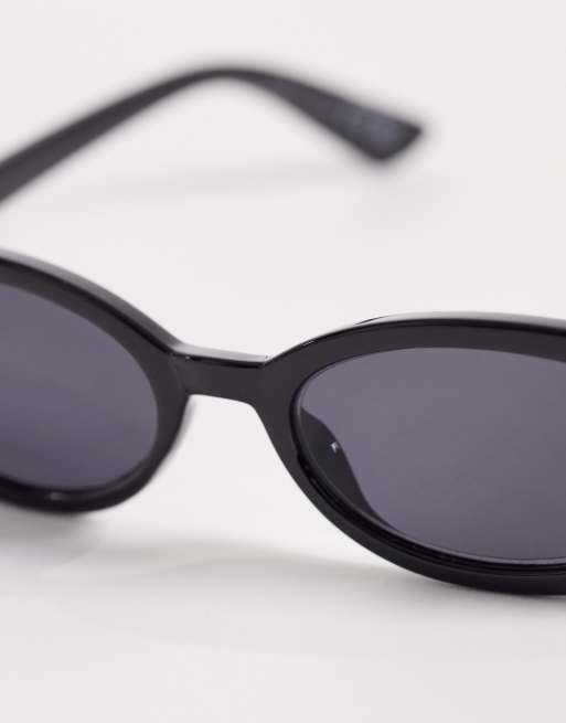 Cotton On Ophelia oval sunglasses in black, 2 of 3