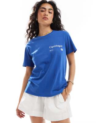 Cotton On - Oversize-T-Shirt aus Baumwolle in Blau mit „Copenhagen"-Retrografik