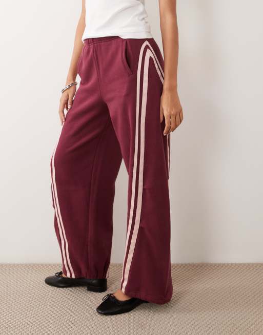 Cotton On pantalón de chándal barrel en cereza ácida, 2 de 5