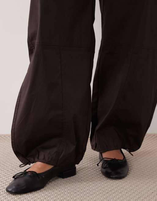 Cotton On pantalón utility Jackson sin cierre en roble oscuro, 5 de 5