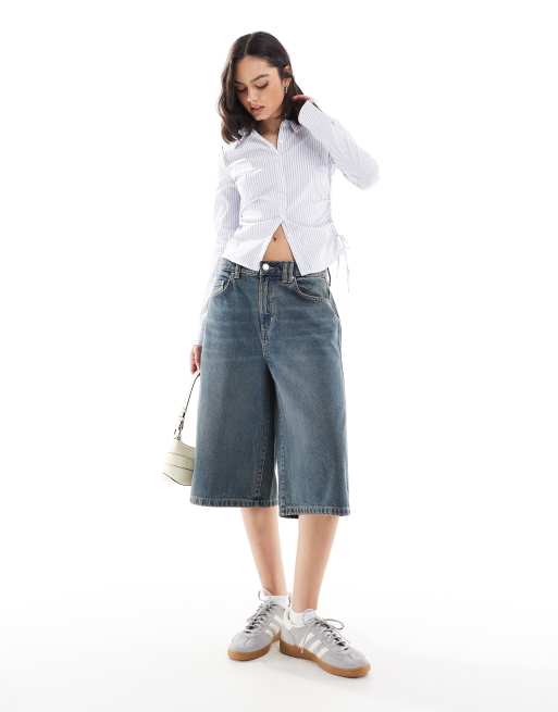Cotton On - Pantaloncini di jeans taglio lungo anni '90 blu logans