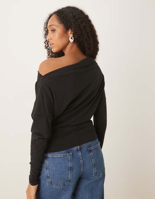 Cotton On - Peyton - Top met blote schouder en lange mouwen in zwart, 3 van 4