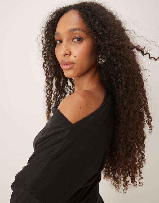 Cotton On - Peyton - Top met blote schouder en lange mouwen in zwart, 4 van 4