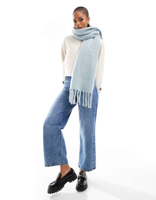 Cotton On – Phoebe – Angerauter Schal in Delphie-Blau mit Fransen, 2 von 4