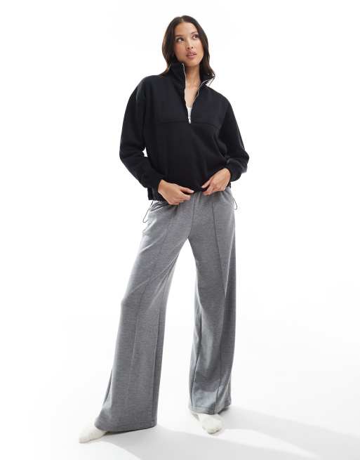 Cotton On – Plush Essential – Svart sweatshirt med kort dragkedja, 3 av 4
