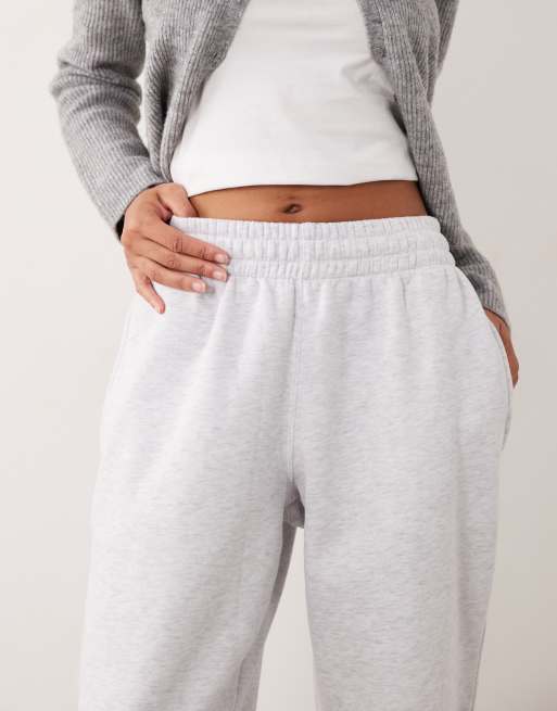 Cotton On plush premium boyfriend jogger in grey, 3 of 5