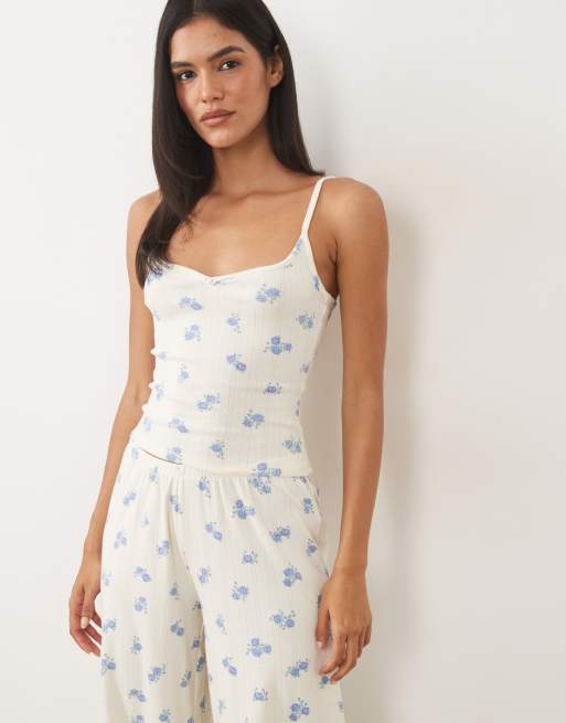 Cotton On pyjamaset med pointelle, lång linne och vida byxor med småblommigt mönster, 3 av 4