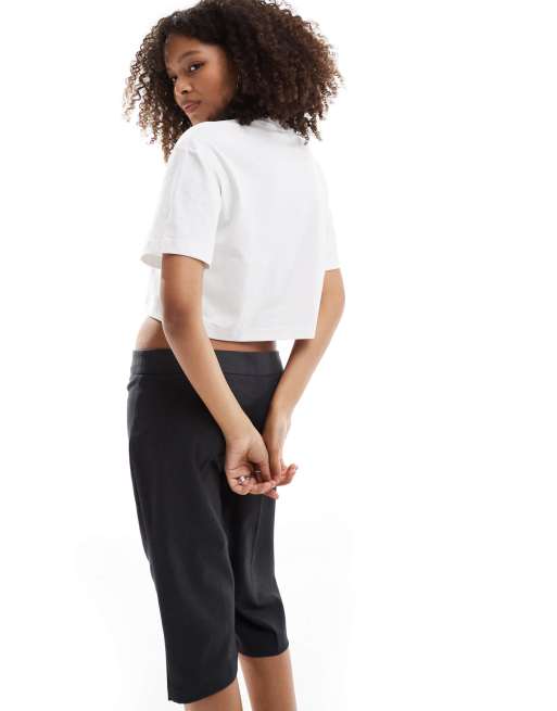 Cotton On - Recht cropped T-shirt in wit , 2 van 4