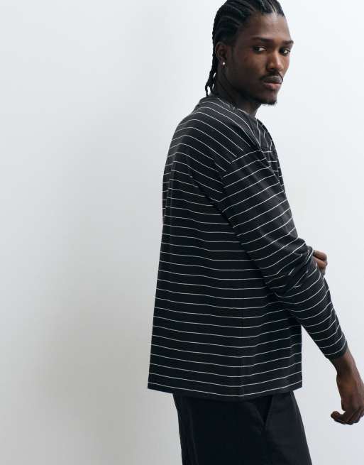 Cotton On regular fit langærmet top i sort og hvid stribe, 2 af 5