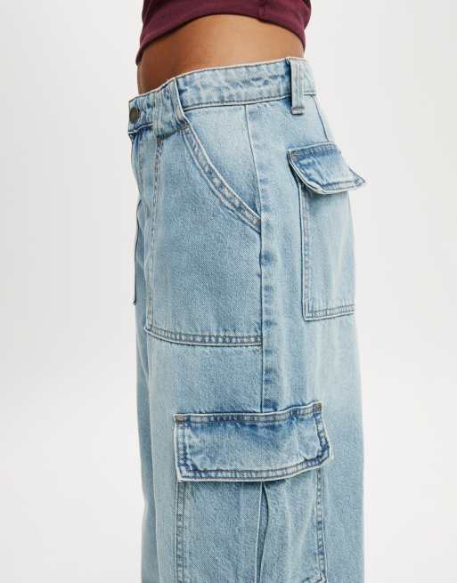 Cotton On Relaxed cargo jean in blue, 2 of 4