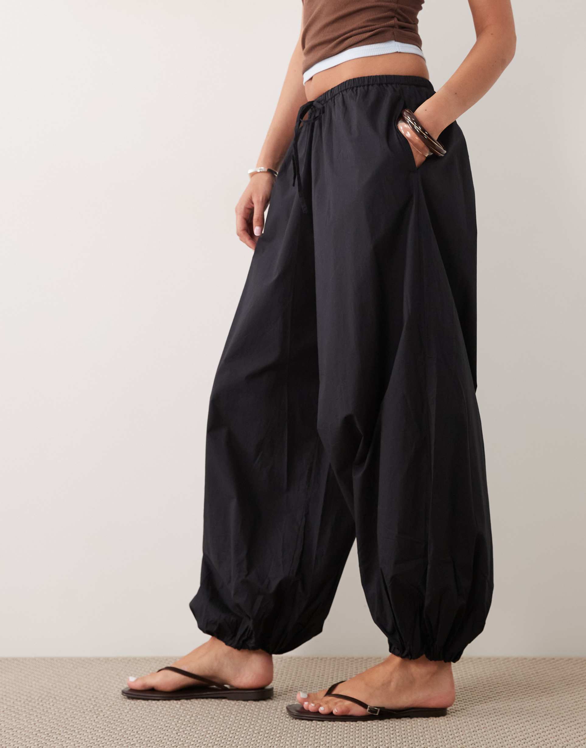 cotton on rio balloon pants in black
