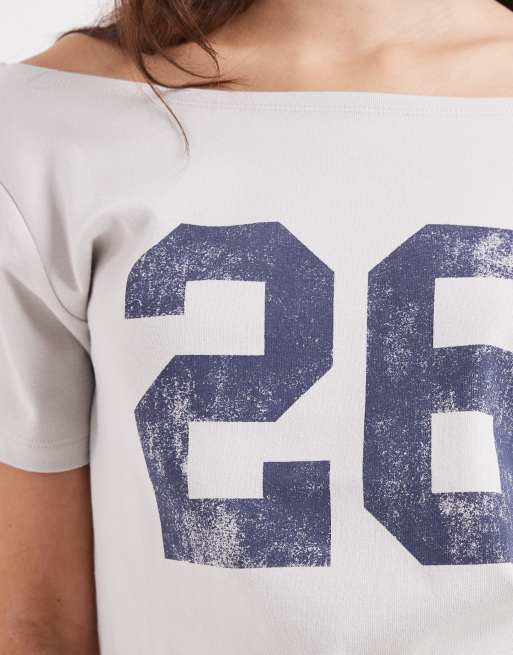 Cotton On – Rökfärgad, sportig t-shirt med bara axlar och tryck, 4 av 4