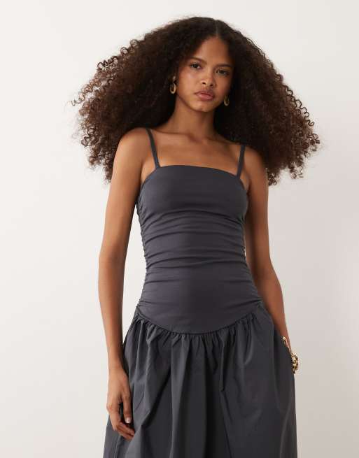 Cotton On - Romee - Maxi jurk met gesmokte zijkant in grijs, 2 van 4