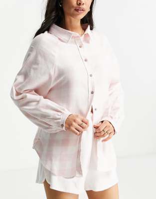 Cotton On – Rosarutig pyjamasskjorta, del av set 