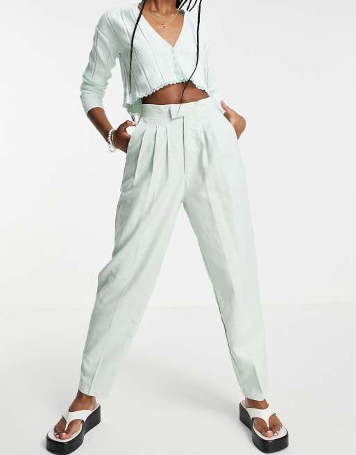 Cotton On – Schmal zulaufende Hose in Salbeigrün