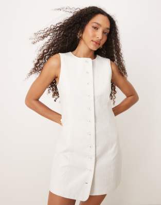 Cotton On - Sienna - Kleid aus Leinen in Weiß mit Knopfleiste
