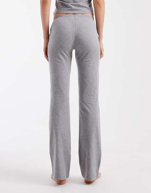 Cotton On - Sleep Recovery - Broek met elastische taille in gemêleerd lichtgrijs, deel van co-ord set, 3 van 5