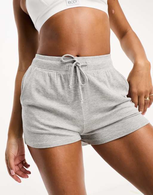 Cotton On – Sleep Recovery – Gerippte, lockere Pyjama-Shorts in Grau meliert , 3 von 4