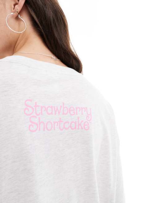 Cotton On sleep t-shirt dress with Strawberry Shortcake graphic, 4 of 4