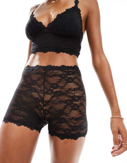 Cotton On - Slip a pantaloncino taglio corto in pizzo elasticizzato neri 