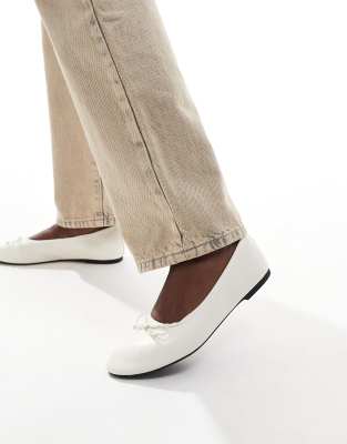 Cotton On smooth vanilla classic ballet pumps