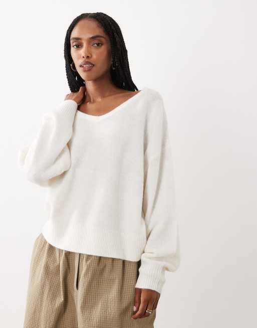 Cotton On softest luxe slouchy v knit in porcelain, 3 of 4