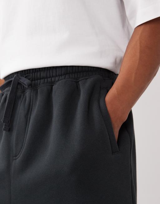 Cotton On - Sorte forvaskede og superbaggy joggingbukser med tætsiddende benåbninger, 3 af 5