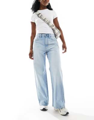 Cotton On super baggy jea in sunfaded blue