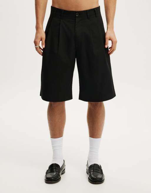 Cotton On Super baggy pleated short in black, 2 of 4
