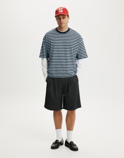 Cotton On Super baggy pleated short in charcoal, 2 of 4