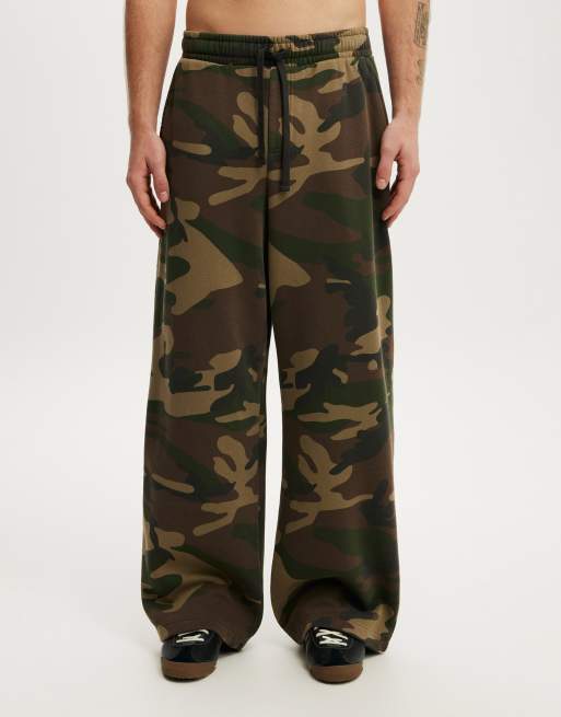 Cotton On Super baggy track pant in camo, 2 of 4