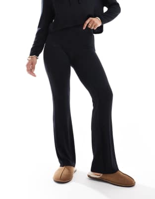 Cotton:on Cotton On Super Soft Asia Fit Relaxed Flare Sleep Bottoms In Black